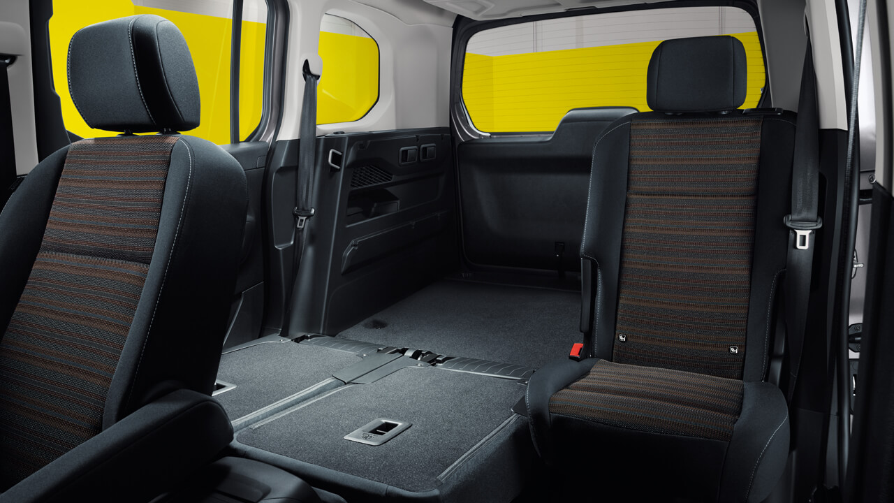 Opel Combo-e Life - Všestrannost - Zadní dělená sedadla Opel Combo-e Life
