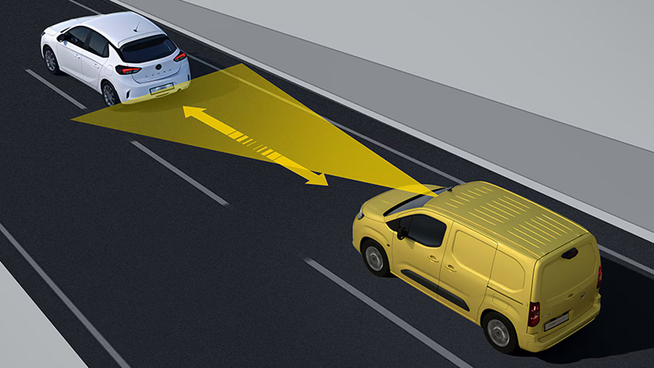 Opel Combo Van - Bezpečnost - Zadní kamera Opel Combo Van