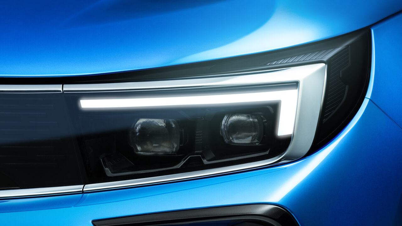 Opel Crandland Hybrid - Inovace - Svělomety intellilux led pixel Opel Crandland Hybrid