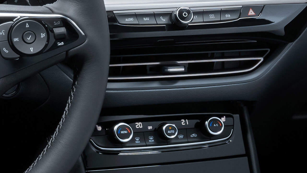 Opel Crandland Hybrid - Prémiové pohodlí - Prvky vyhřívání Opel Crandland Hybrid