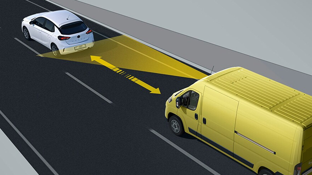 Opel Movano - Bezpečnost a asistenční systémy - Rozpoznávání značek Opel Movano