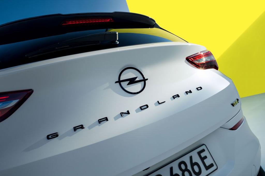 Nový Opel Grandland GSe: Výkonné a stylové SUV