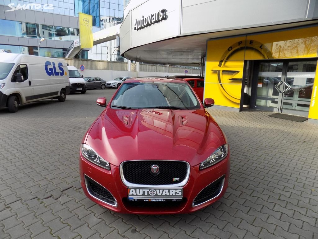 Jaguar XF