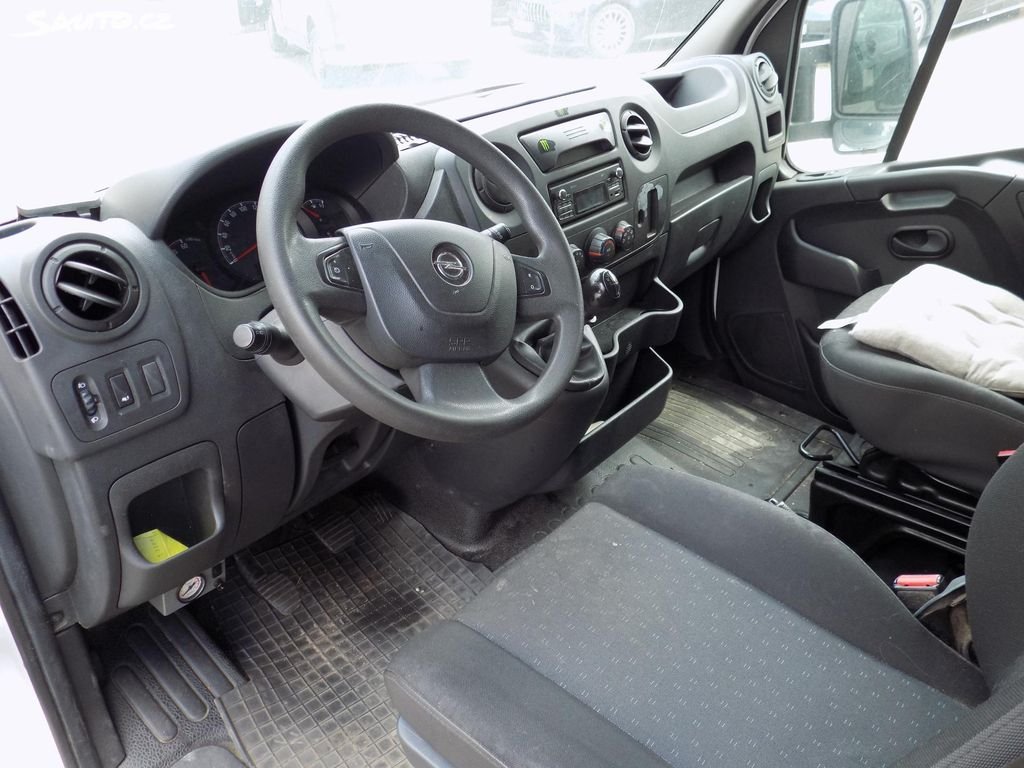 Opel Movano