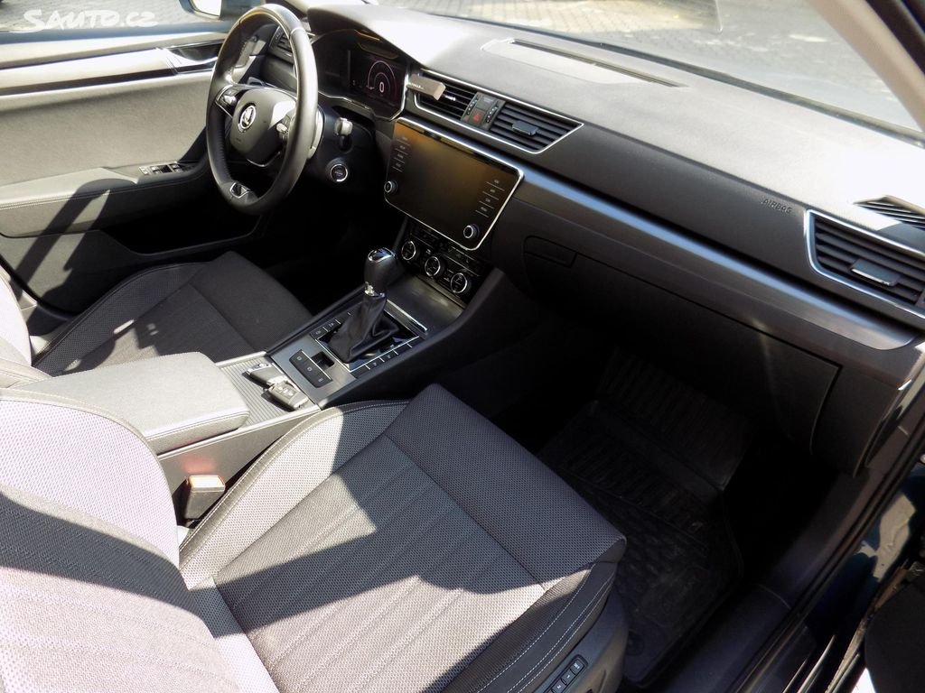Škoda Superb
