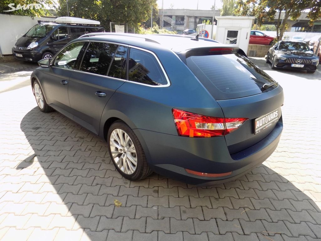 Škoda Superb