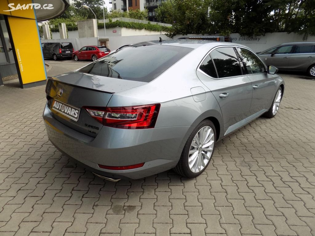 Škoda Superb