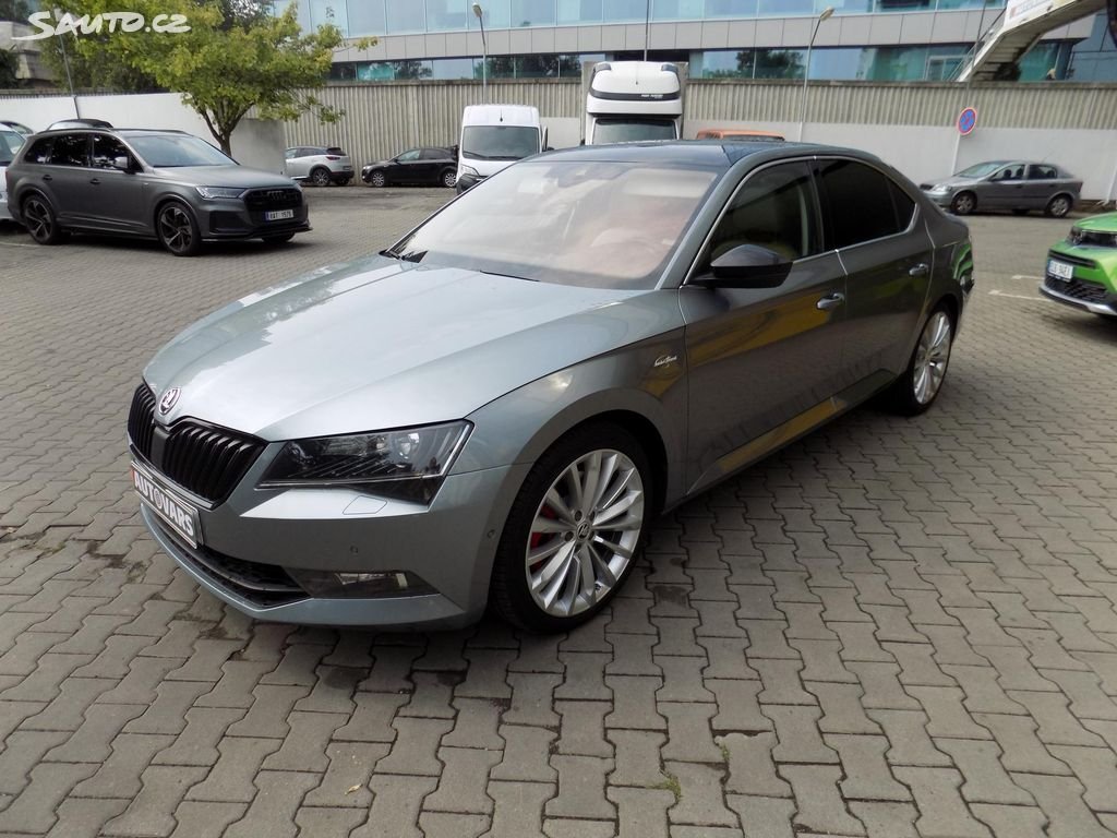 Škoda Superb