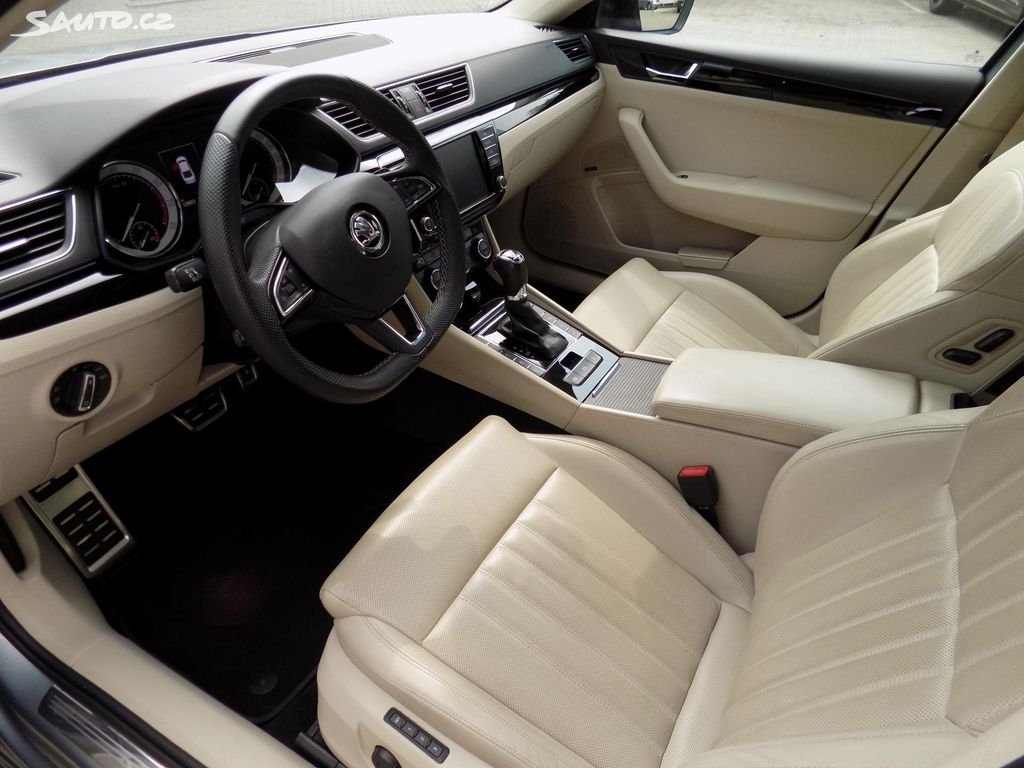 Škoda Superb
