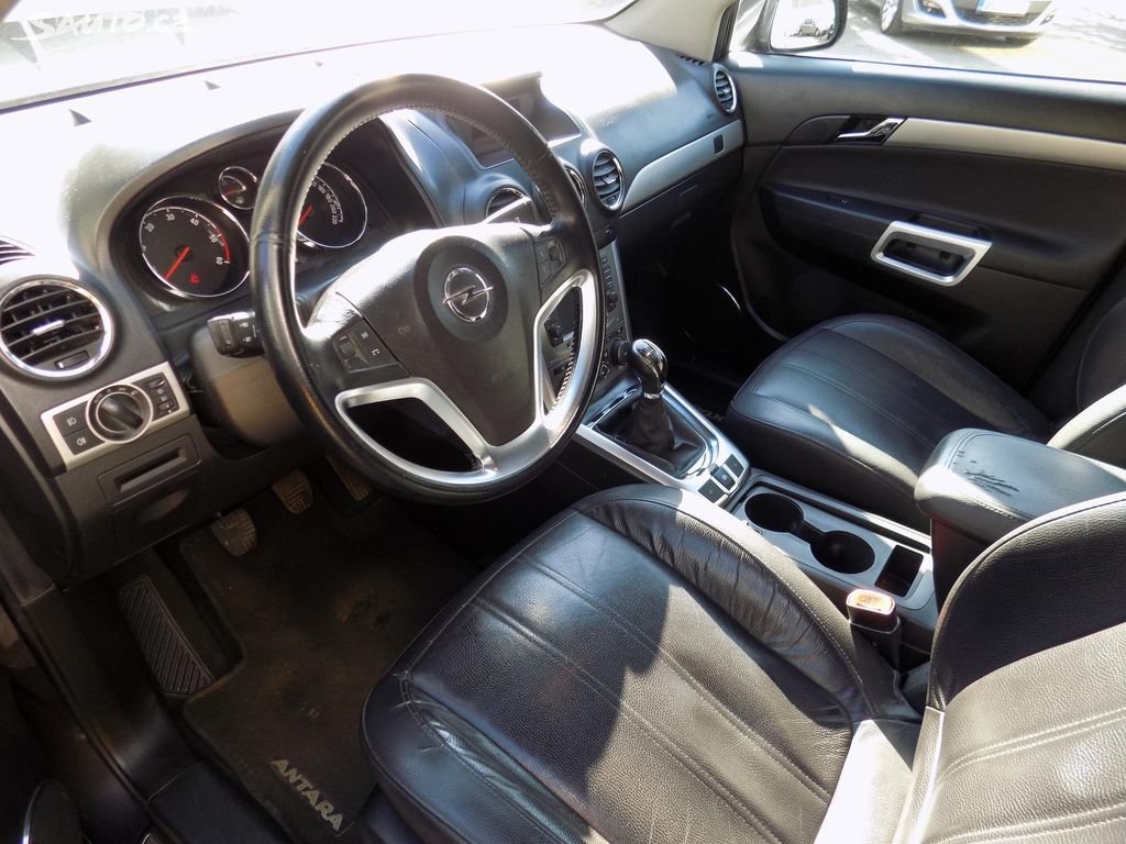 Opel Antara